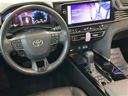 تۆیۆتا کامری